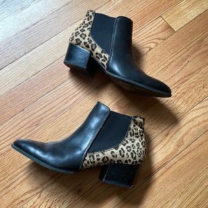 Via Spiga leopard print heeled ankle boots Size 8